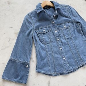 Revolve Veronica Beard Tivi Shirt Size XS Denim Jeans Blue $298 Bell Sleeves